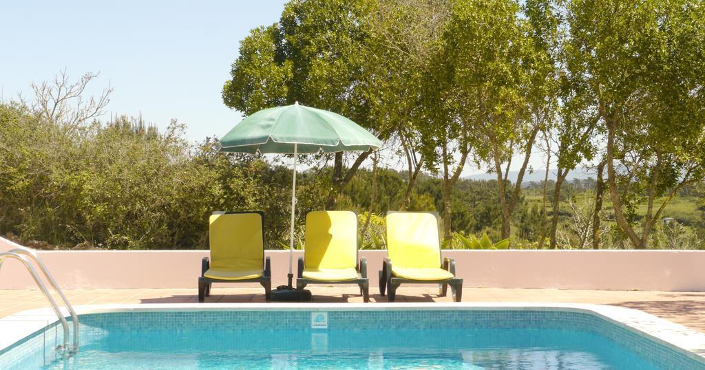 Casa Dos Mangues Guest House Sao Martinho do Porto Luaran gambar